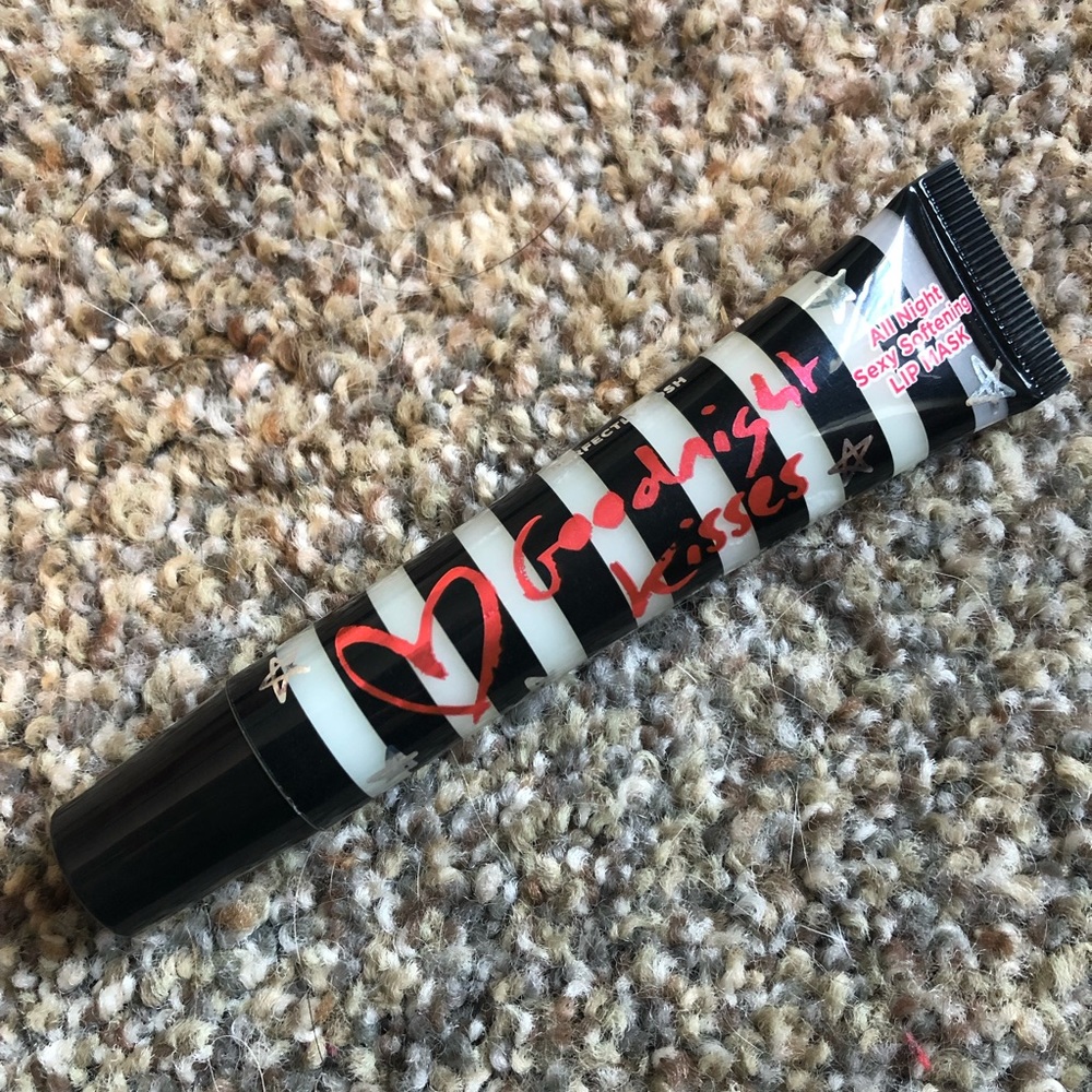 Perfectly Posh Goodnight Kisses lip mask